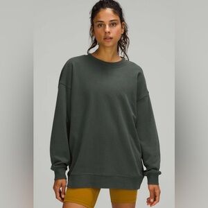 Lululemon perfectly Oversized Crew Dark Green Sweatshirt Size 8/10?